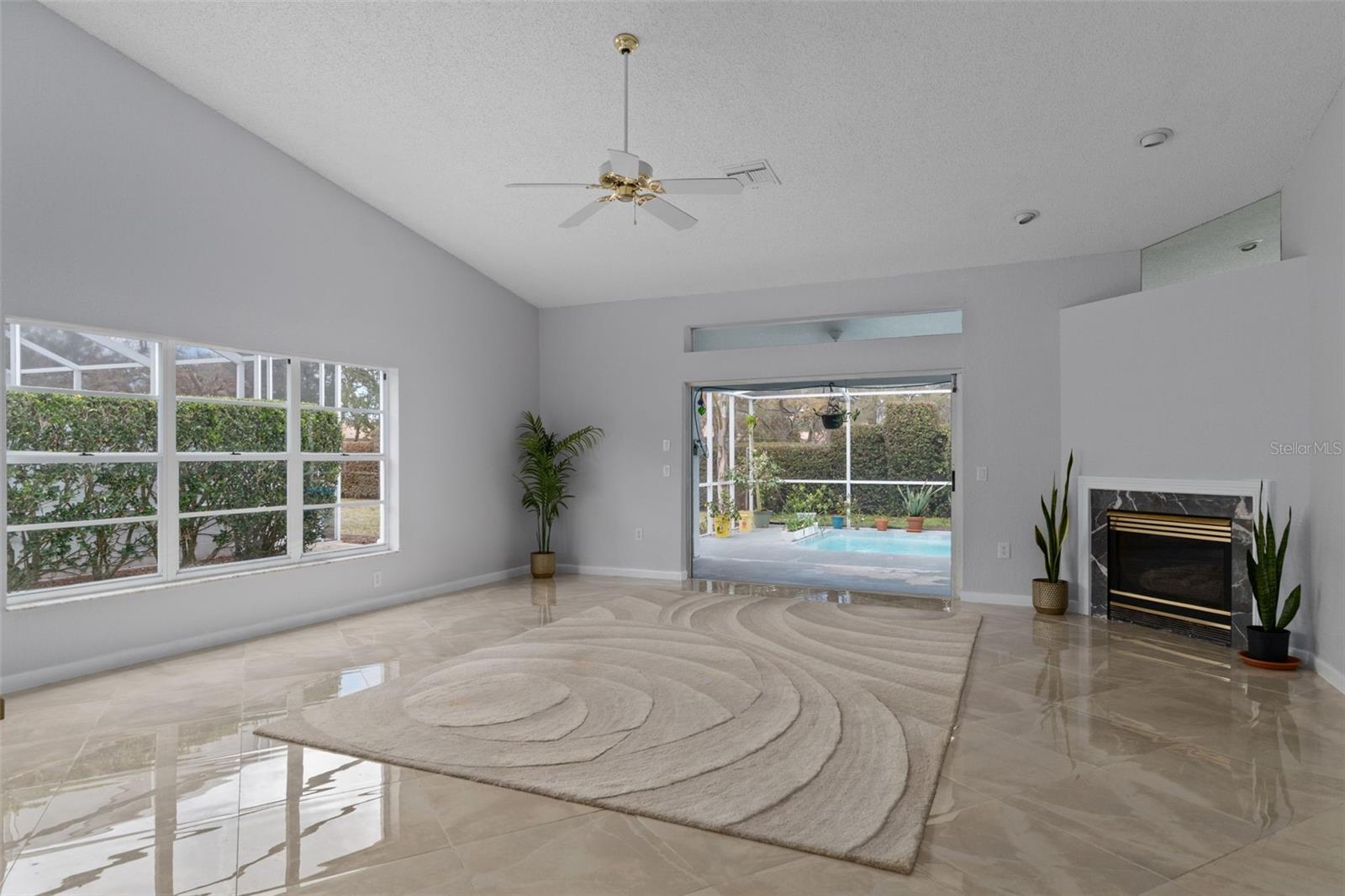 Image 9 of 52 For 9151 Rhett Lane