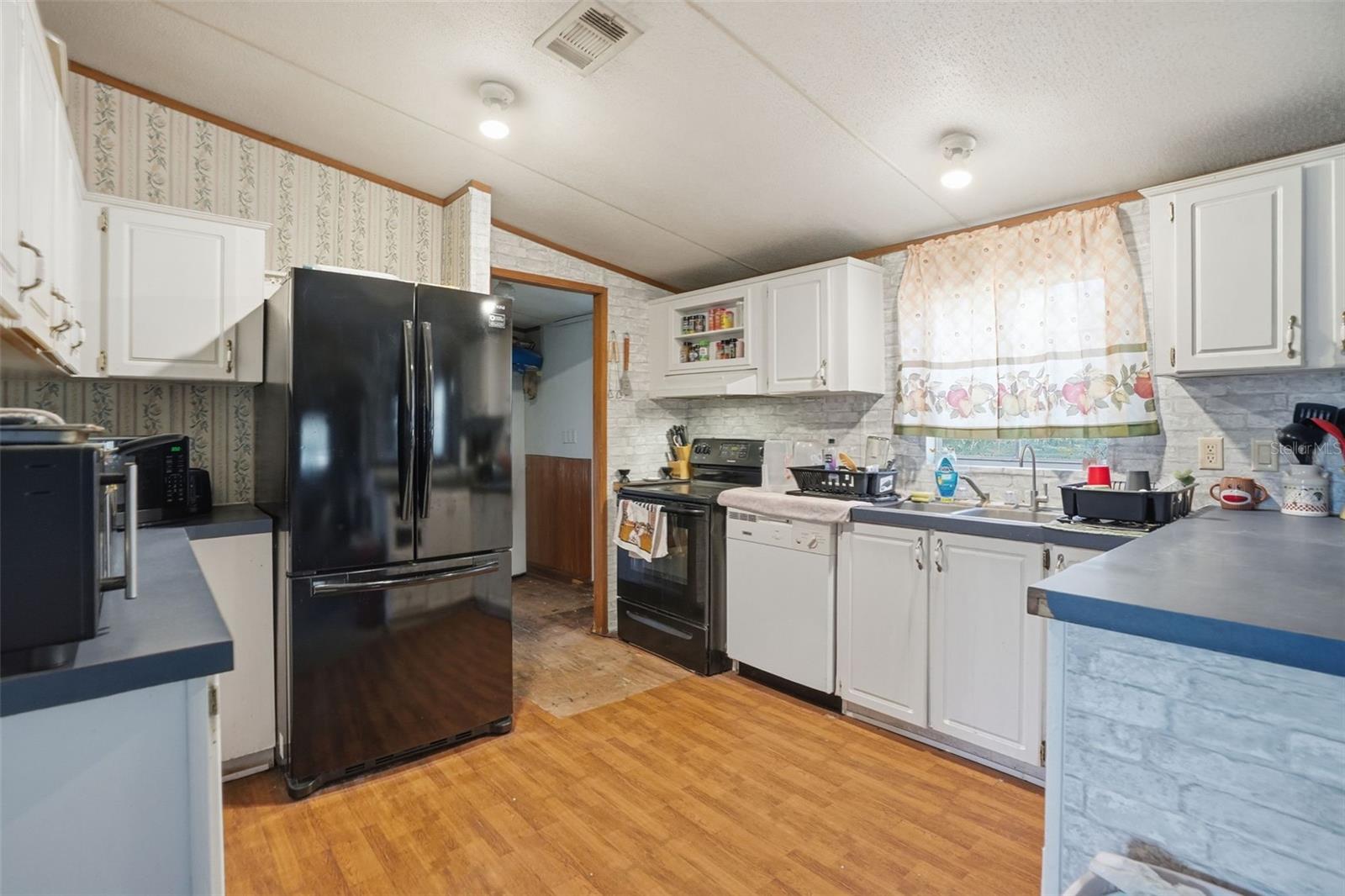 Image 7 of 44 For 144 159th Avenue