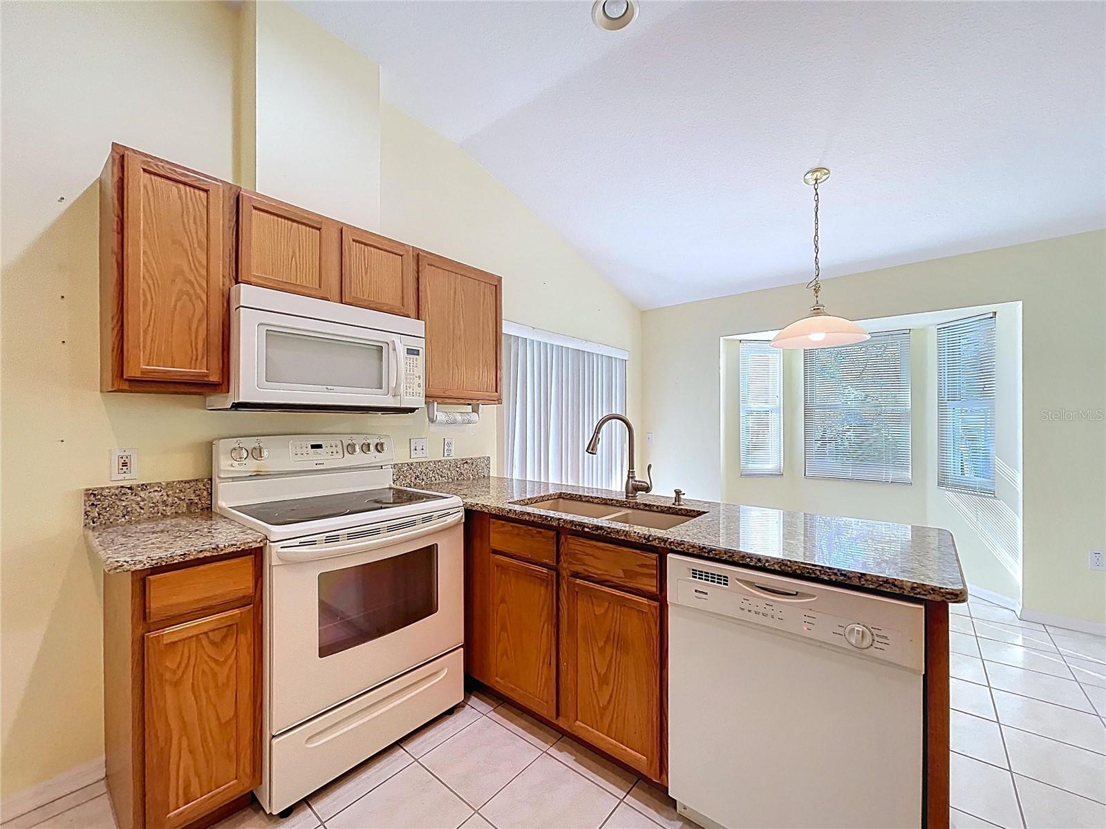 Image 39 of 65 For 9330 Villa Entrada