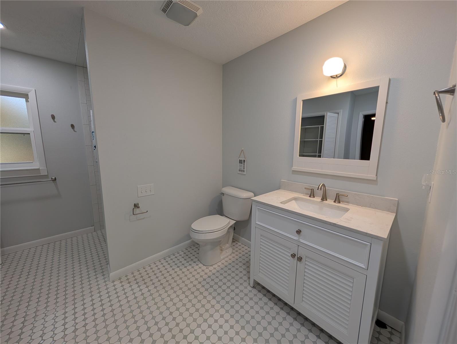 Image 14 of 32 For 8481 Great Oaks Drive