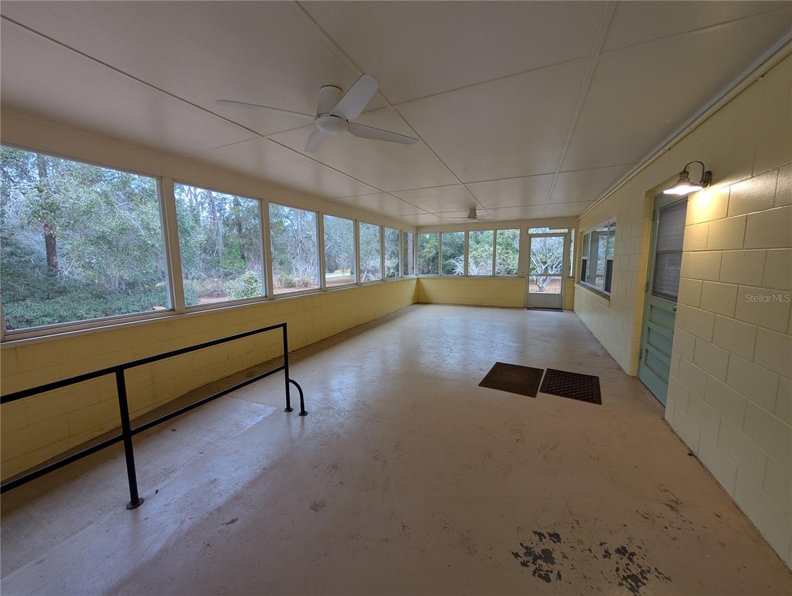 Image 21 of 32 For 8481 Great Oaks Drive