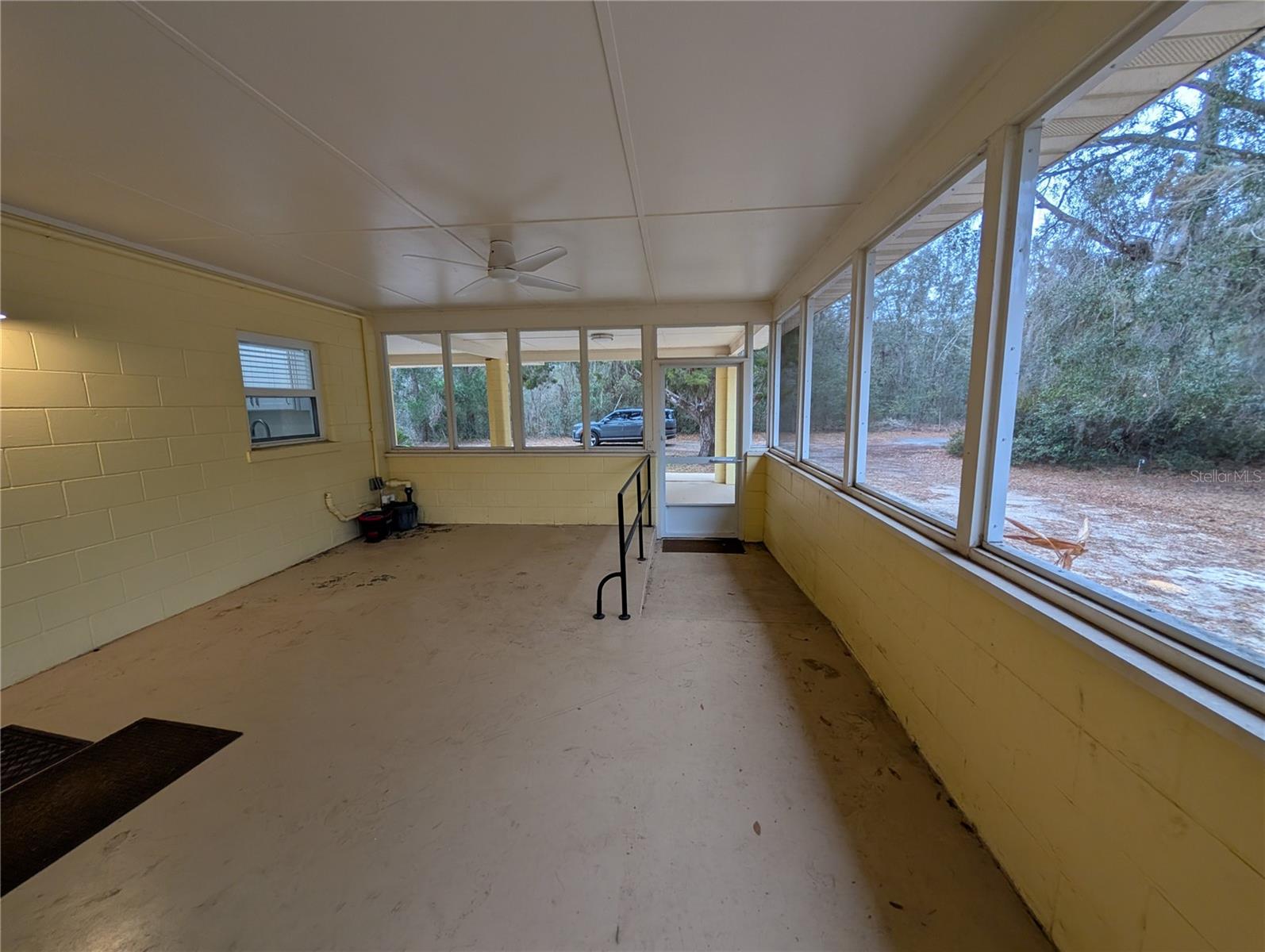 Image 24 of 32 For 8481 Great Oaks Drive