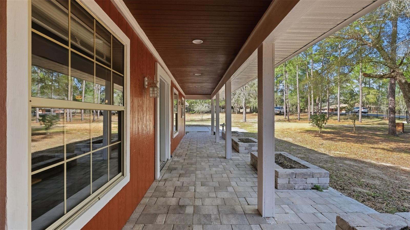 Image 21 of 84 For 12092 Hyacinth Point