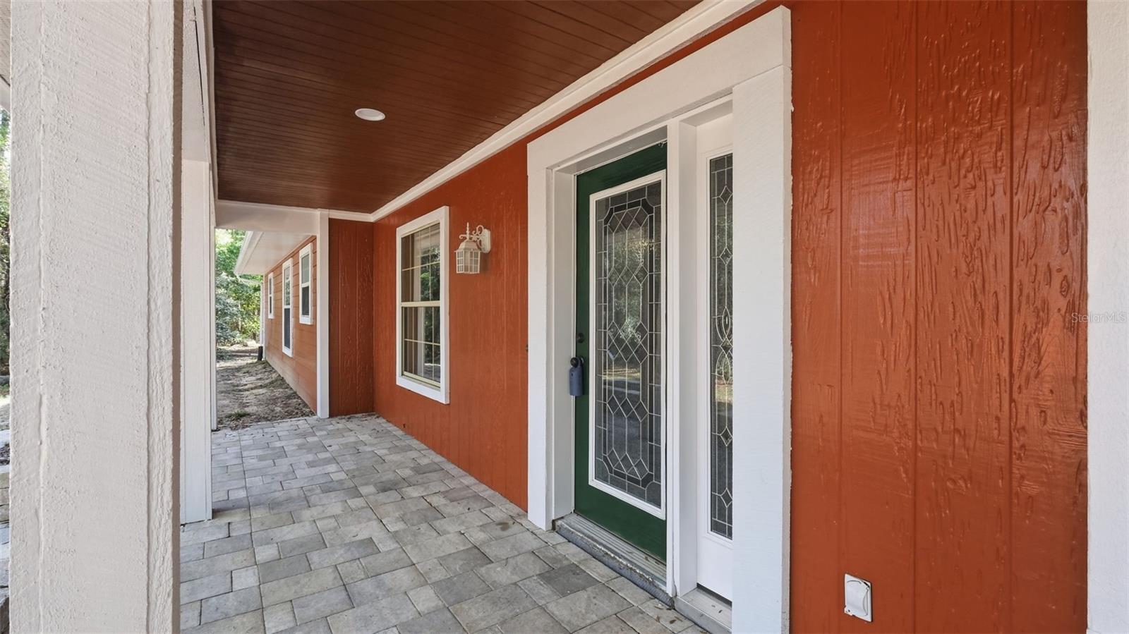 Image 22 of 84 For 12092 Hyacinth Point