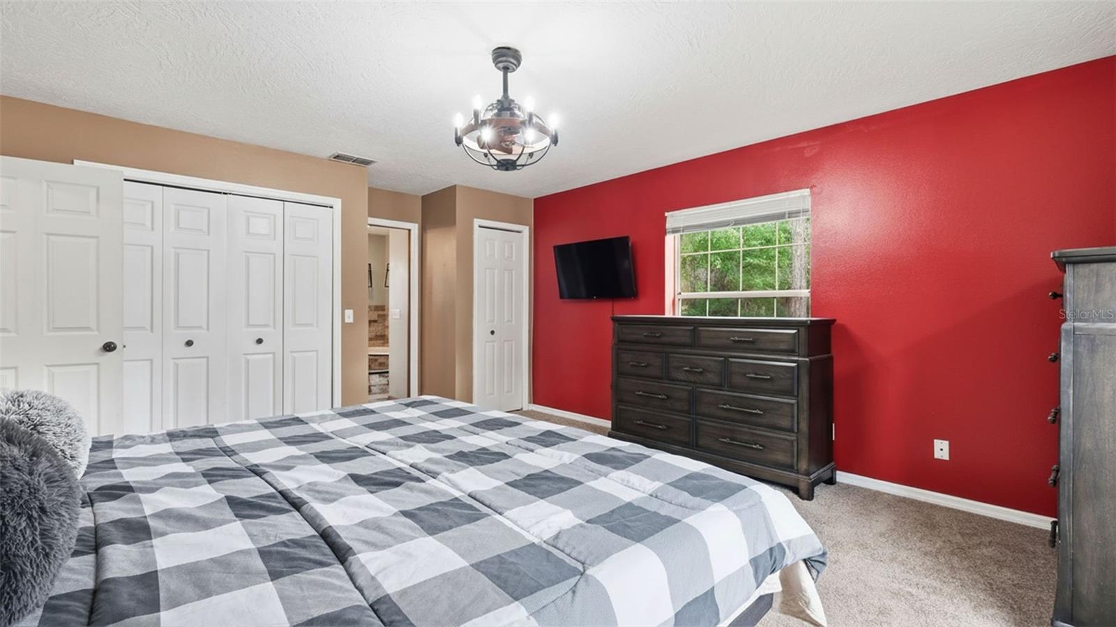 Image 35 of 84 For 12092 Hyacinth Point