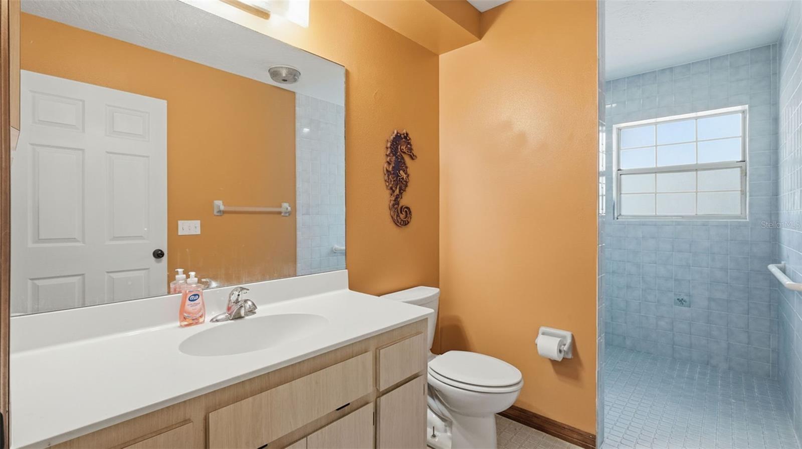 Image 44 of 84 For 12092 Hyacinth Point