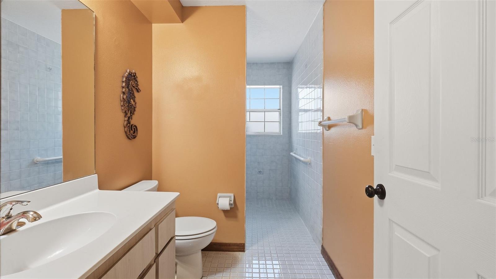 Image 45 of 84 For 12092 Hyacinth Point