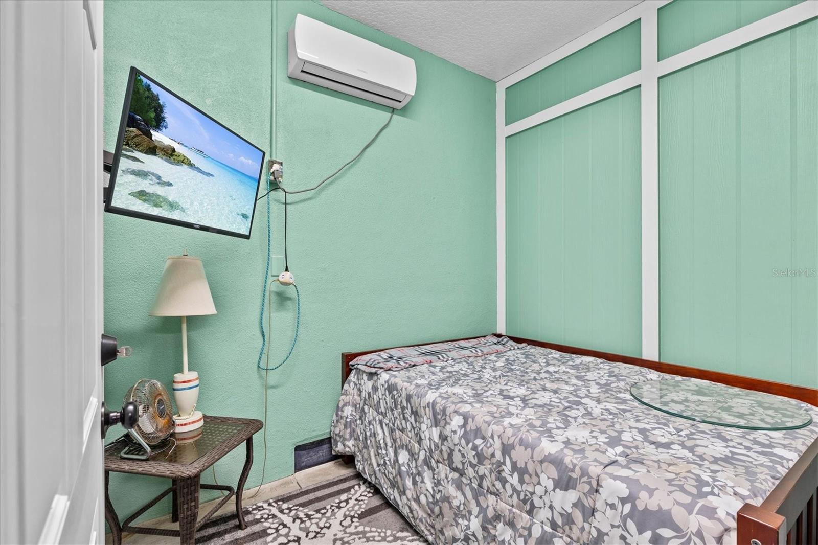 Image 14 of 73 For 6241 Colony Circle