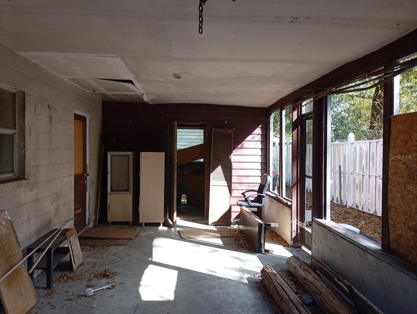 Image 2 of 40 For 2924 148th Avenue