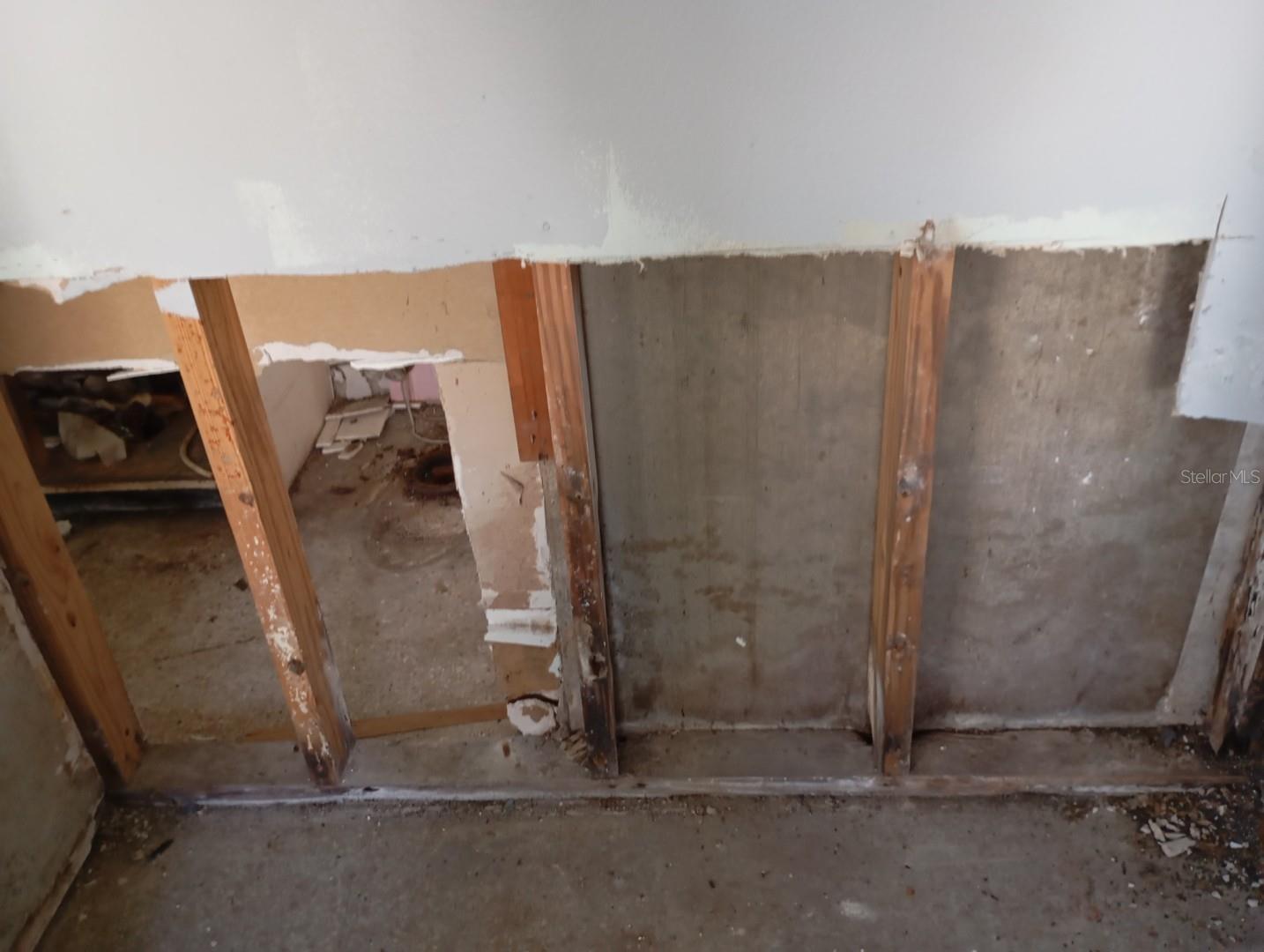 Image 21 of 40 For 2924 148th Avenue