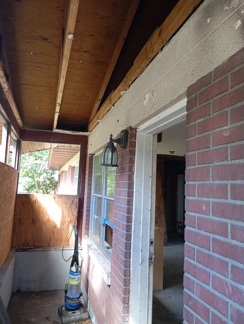 Image 5 of 40 For 2924 148th Avenue