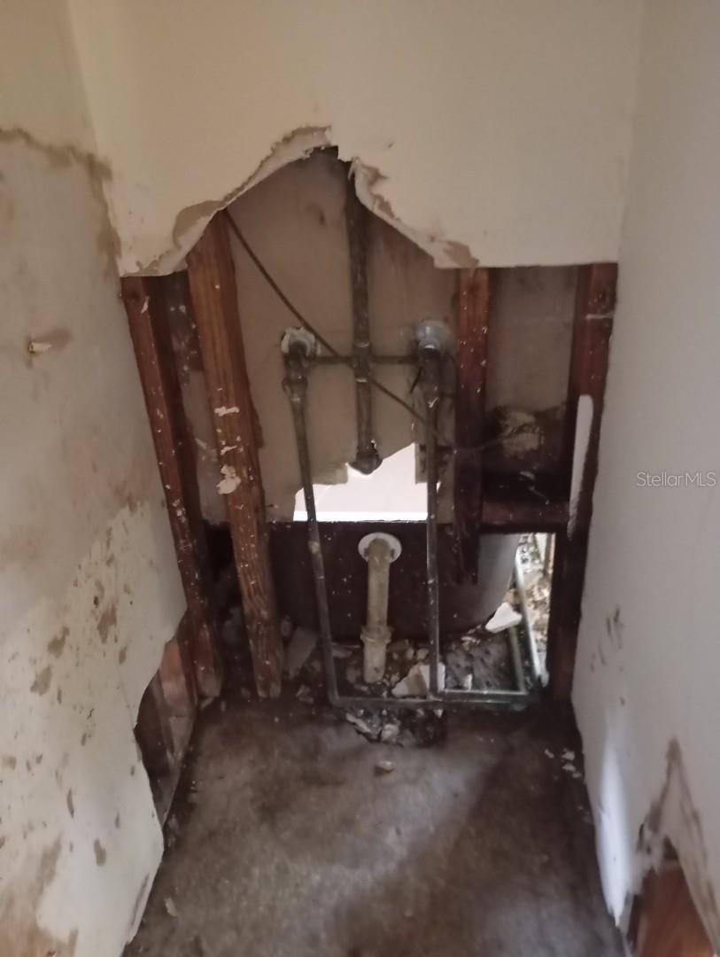 Image 9 of 40 For 2924 148th Avenue