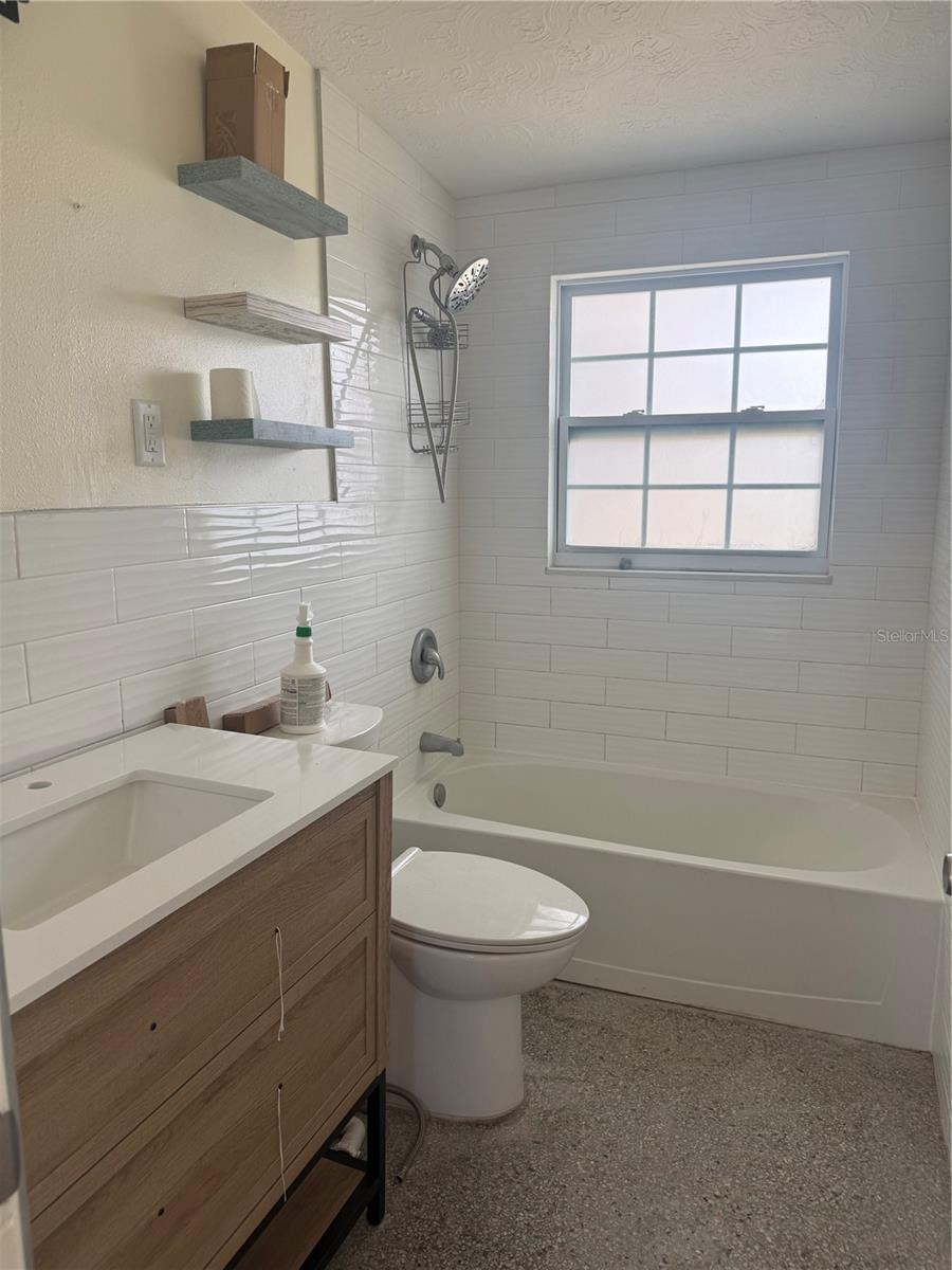 Image 5 of 11 For 13308 Carol Drive