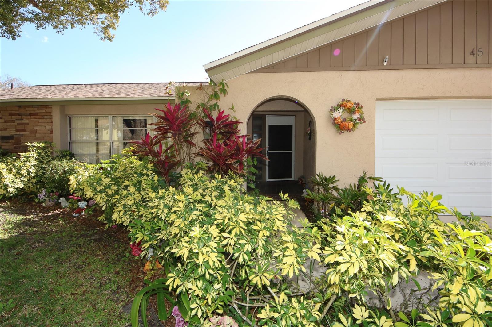 Listing photo id 1 for 45 Turnstone Drive