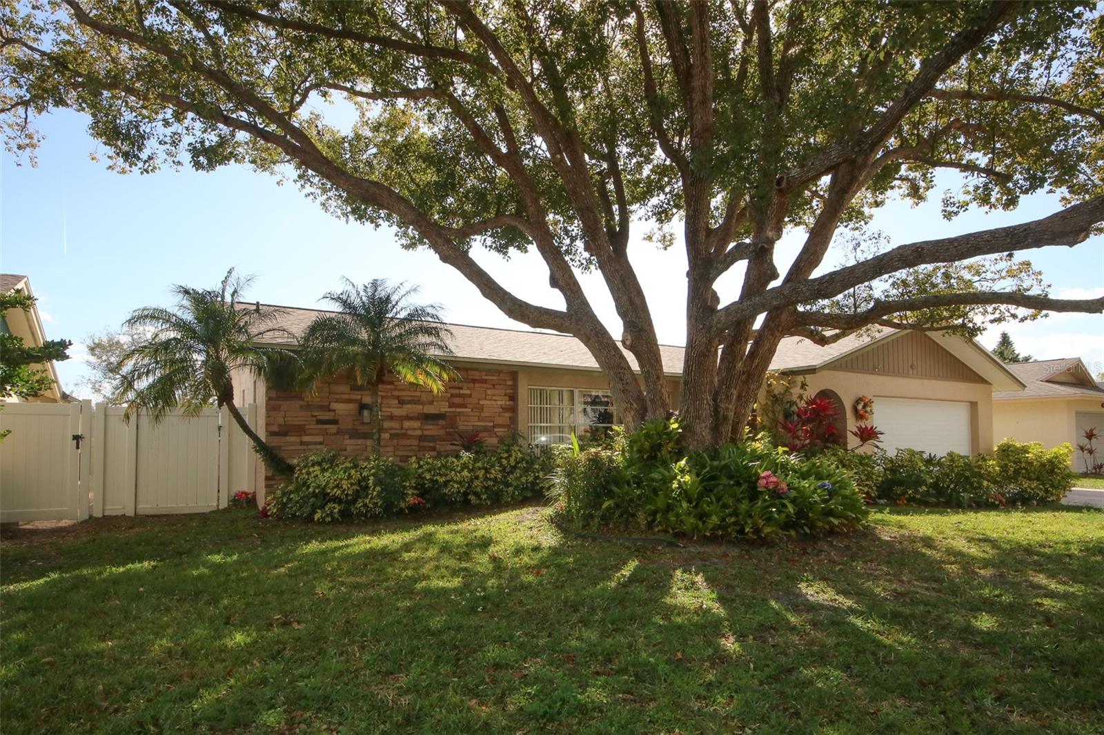 Listing photo id 2 for 45 Turnstone Drive