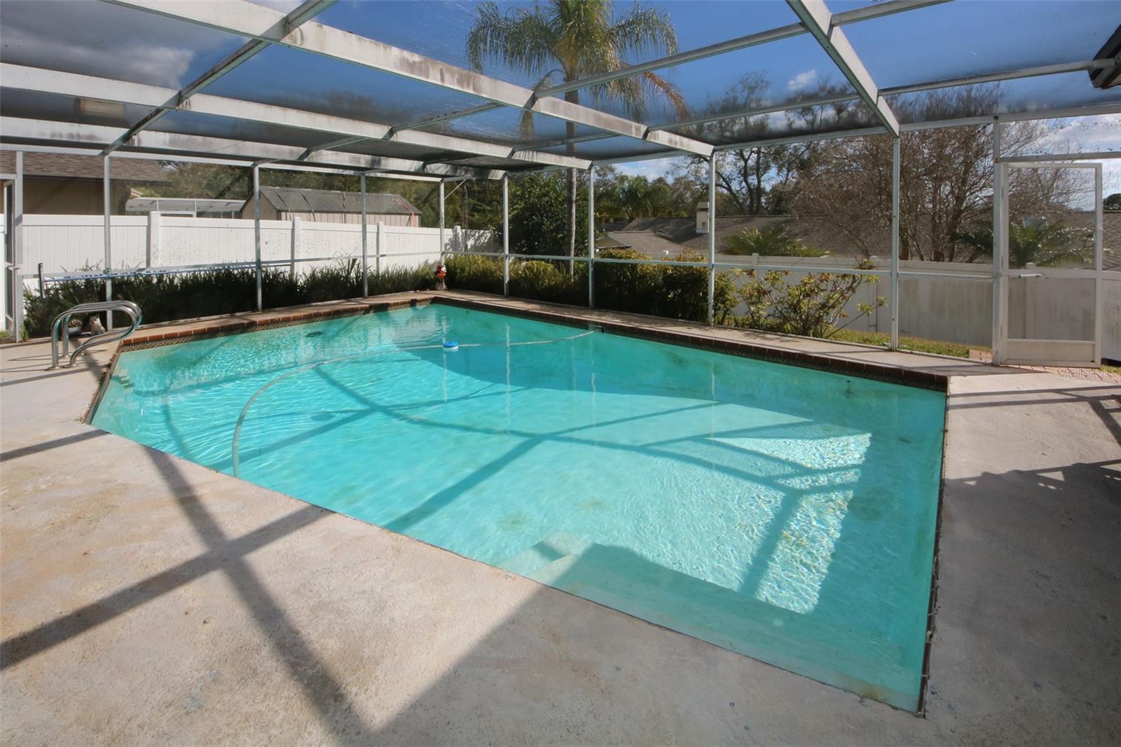 Listing photo id 4 for 45 Turnstone Drive