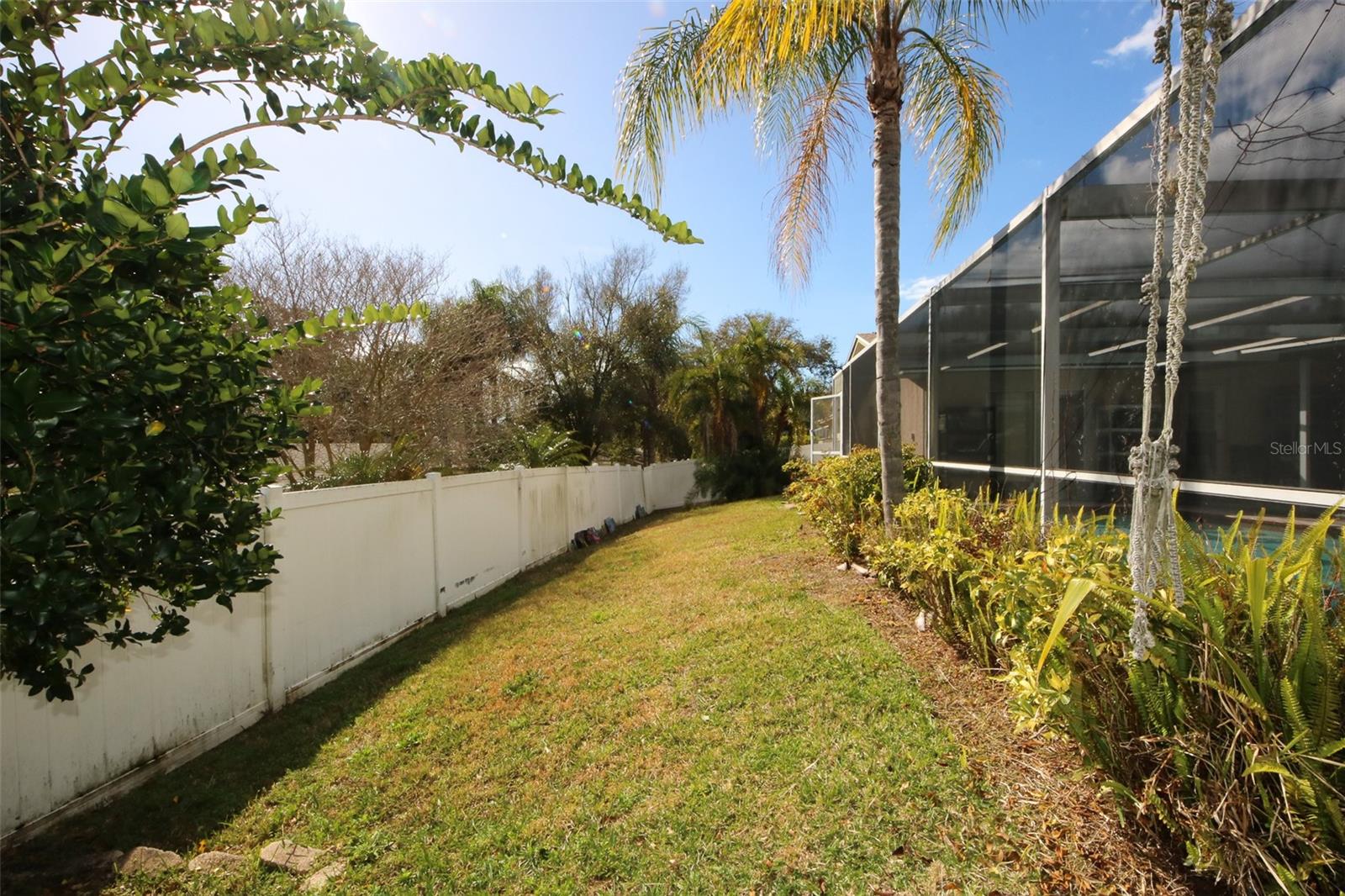 Listing photo id 5 for 45 Turnstone Drive