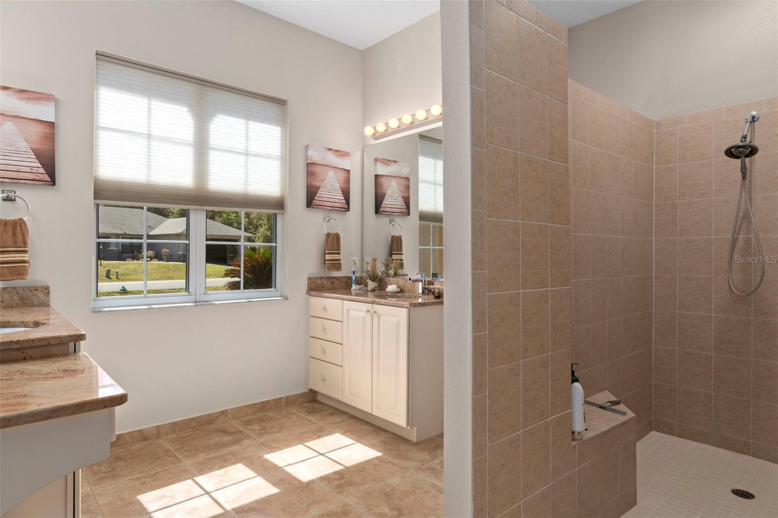 Image 17 of 65 For 3444 Canterbury Lake Drive