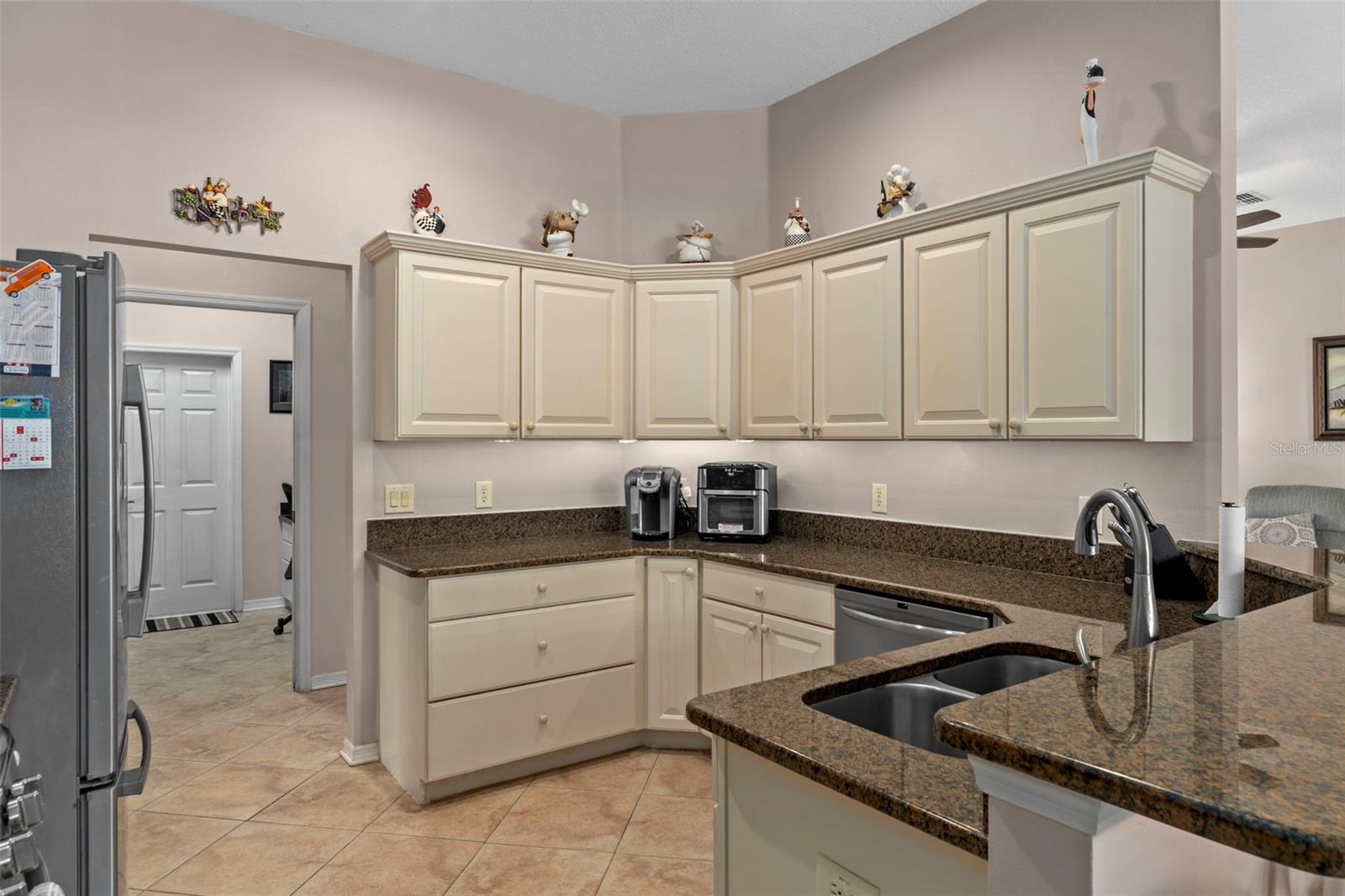 Image 28 of 65 For 3444 Canterbury Lake Drive