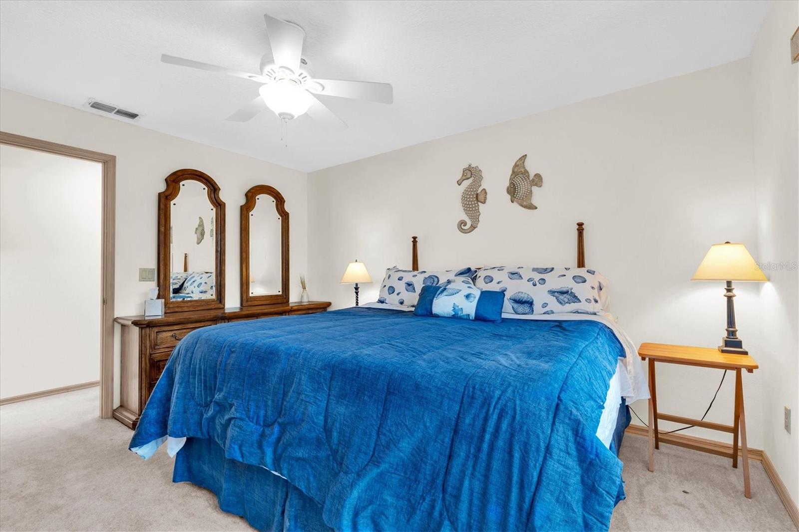 Listing photo id 32 for 8823 Crescent Forest Boulevard