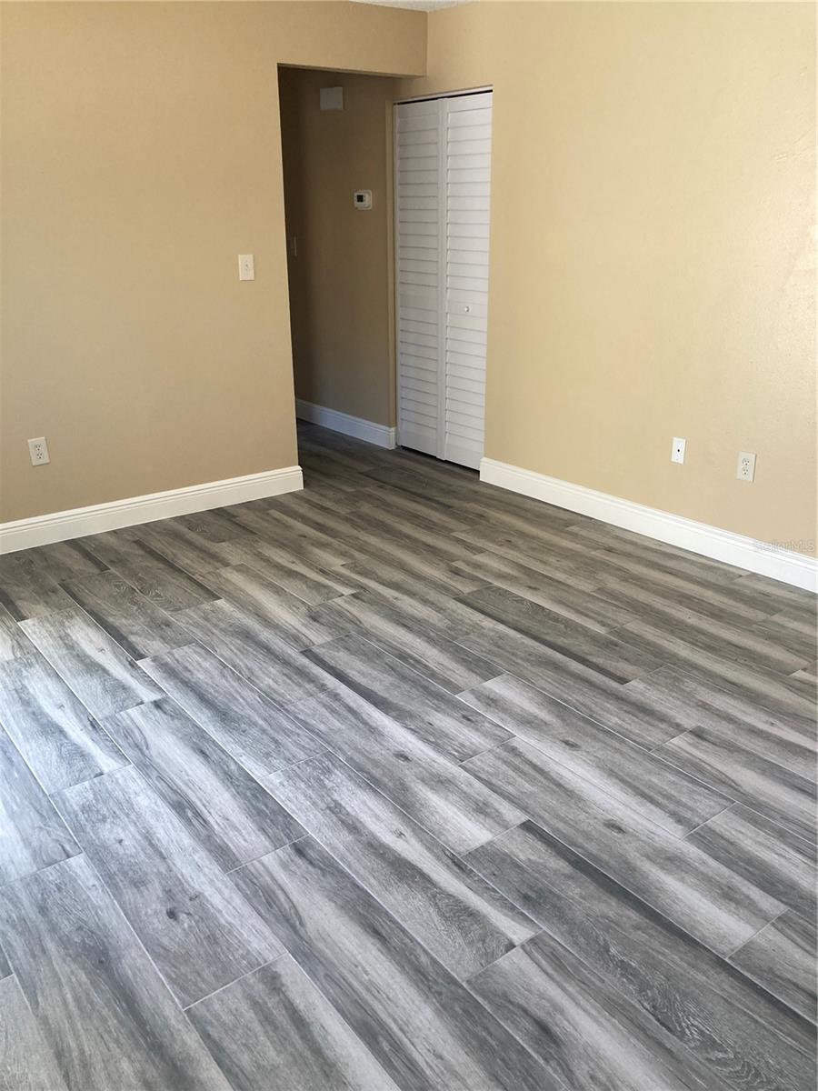 Image 8 of 22 For 3588 Meriden Avenue B