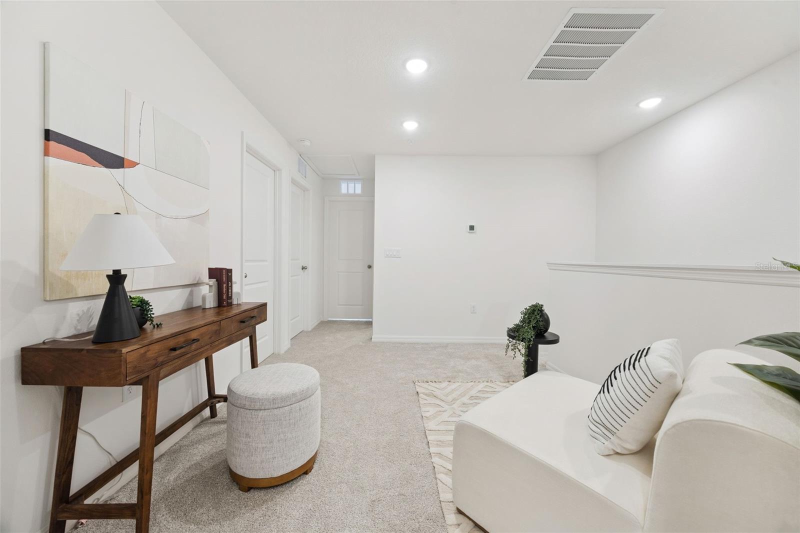 Image 19 of 34 For 5213 Luisa Court