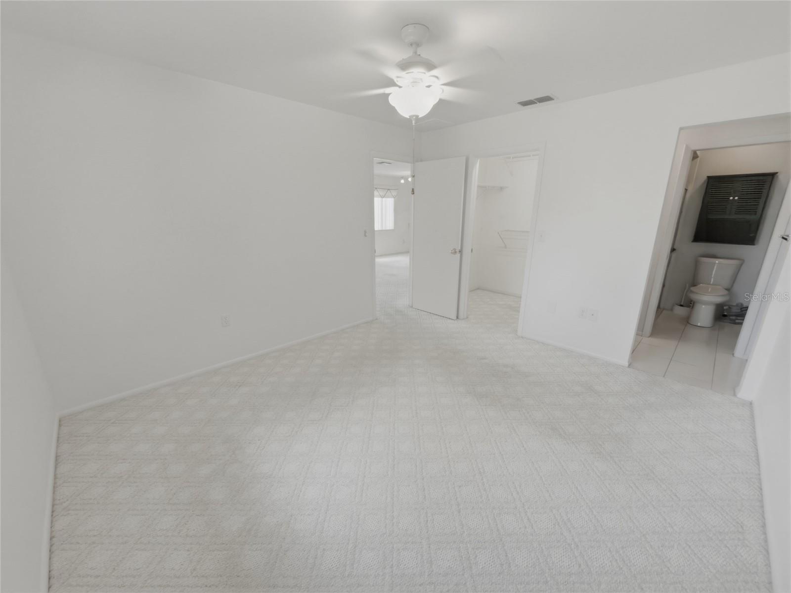 Image 18 of 41 For 7535 Greystone Drive