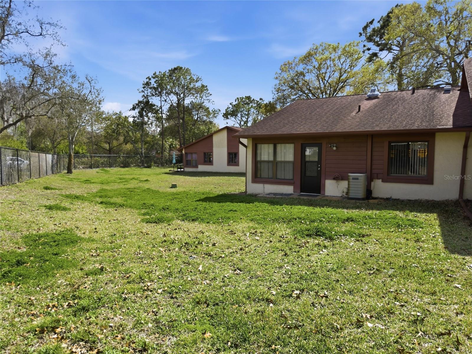 Image 30 of 41 For 7535 Greystone Drive