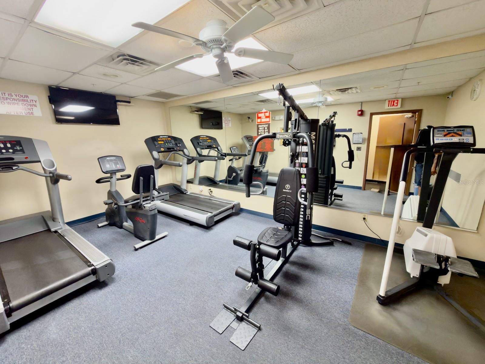 Image 34 of 41 For 7535 Greystone Drive