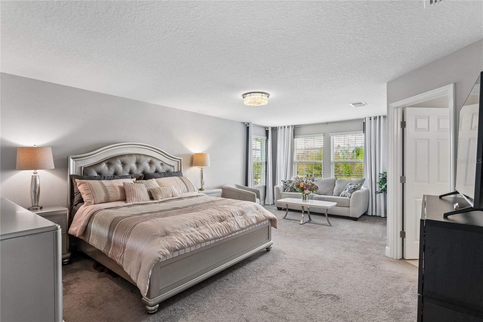 Image 22 of 74 For 4124 Cadence Loop