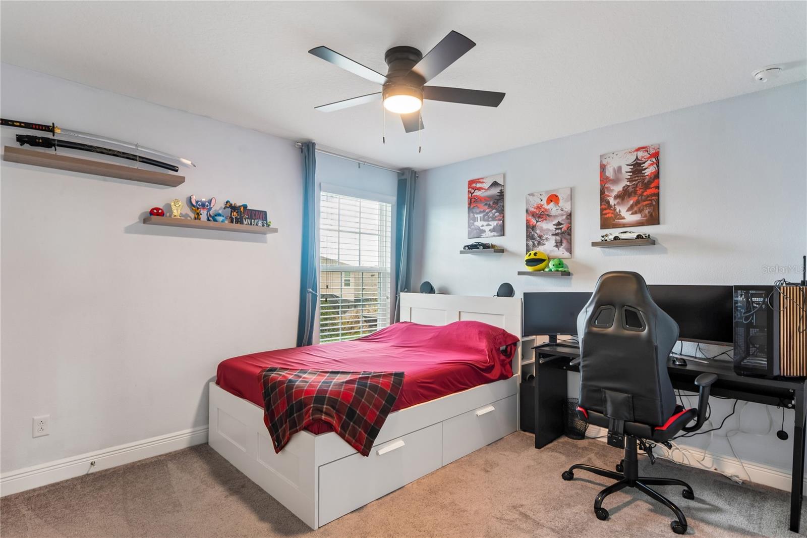 Image 37 of 74 For 4124 Cadence Loop