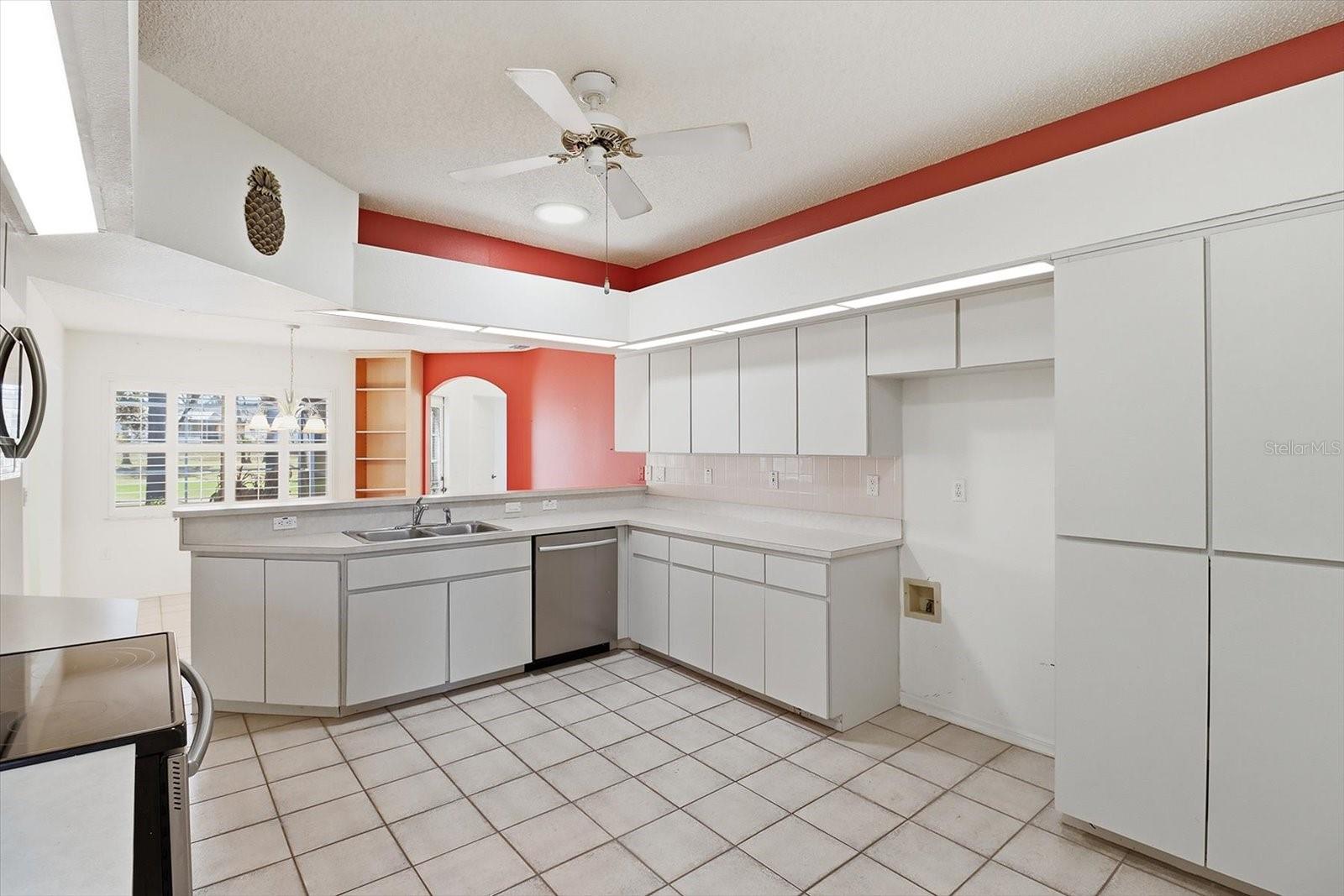 Image 18 of 47 For 9240 Butler Boulevard