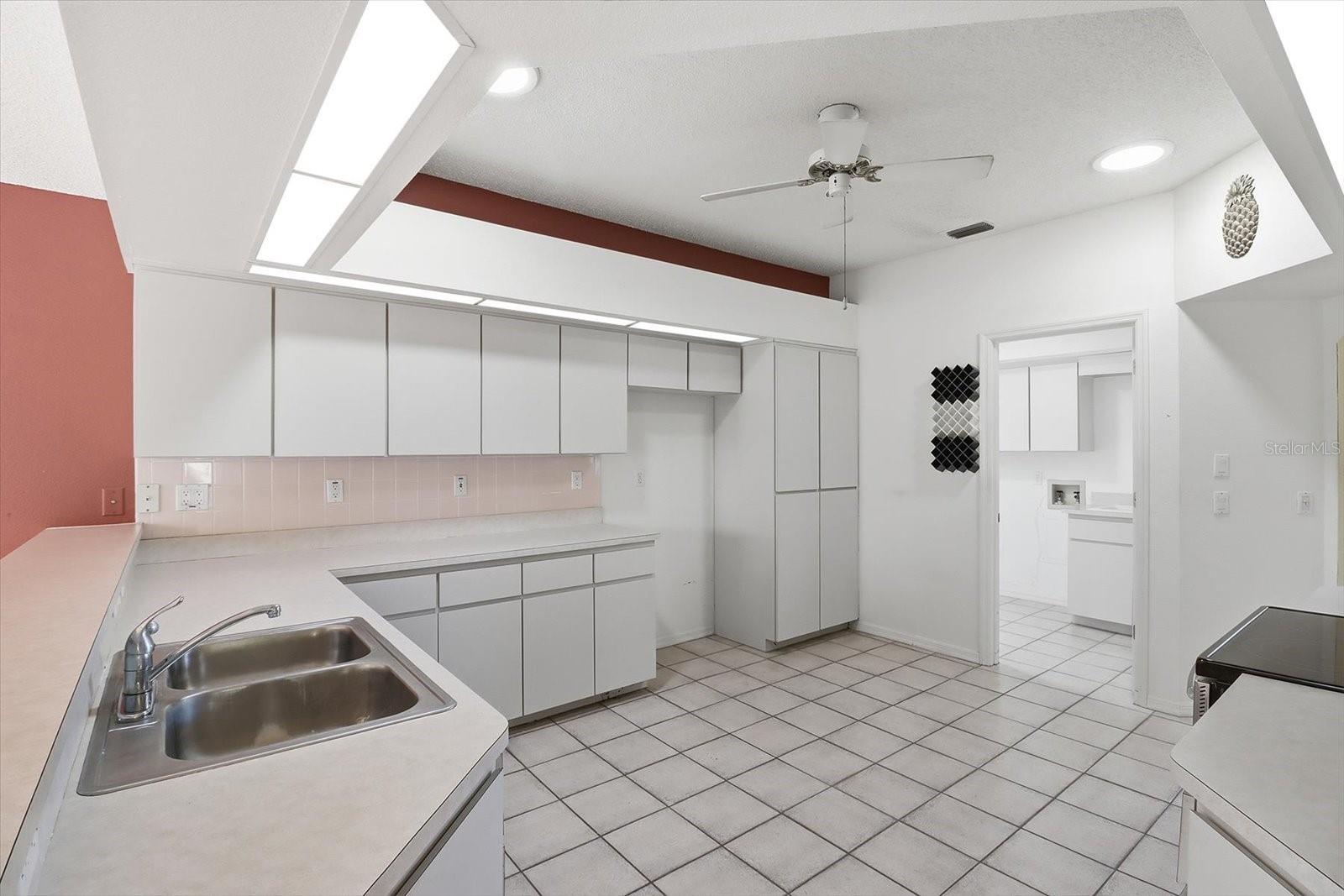 Image 19 of 47 For 9240 Butler Boulevard