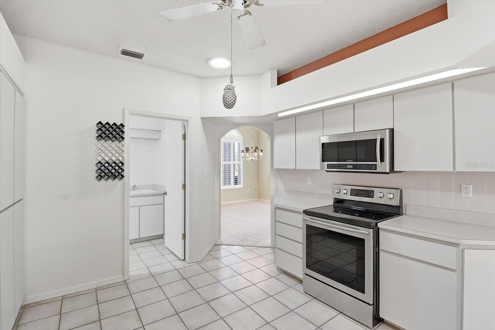 Image 20 of 47 For 9240 Butler Boulevard