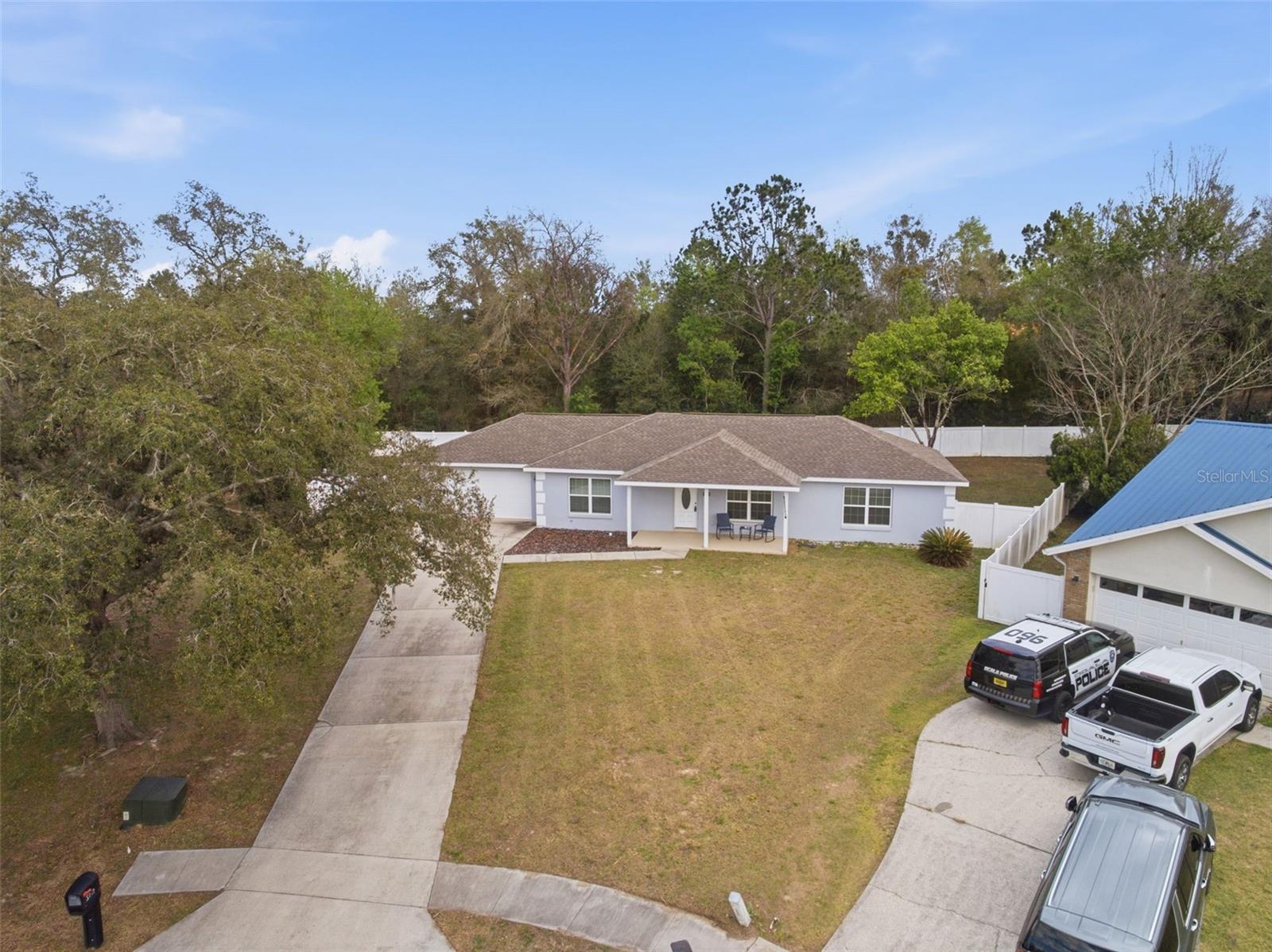 Image 22 of 44 For 3902 Featheredge Court