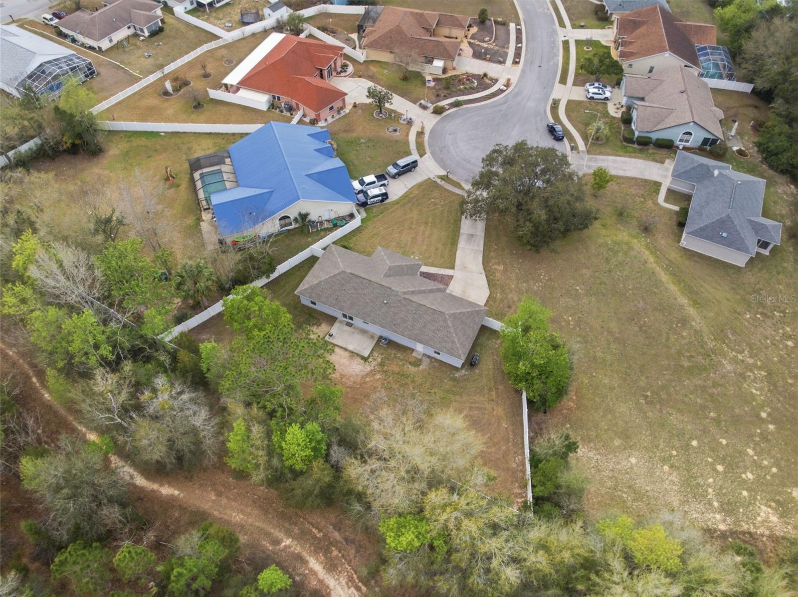 Image 32 of 44 For 3902 Featheredge Court