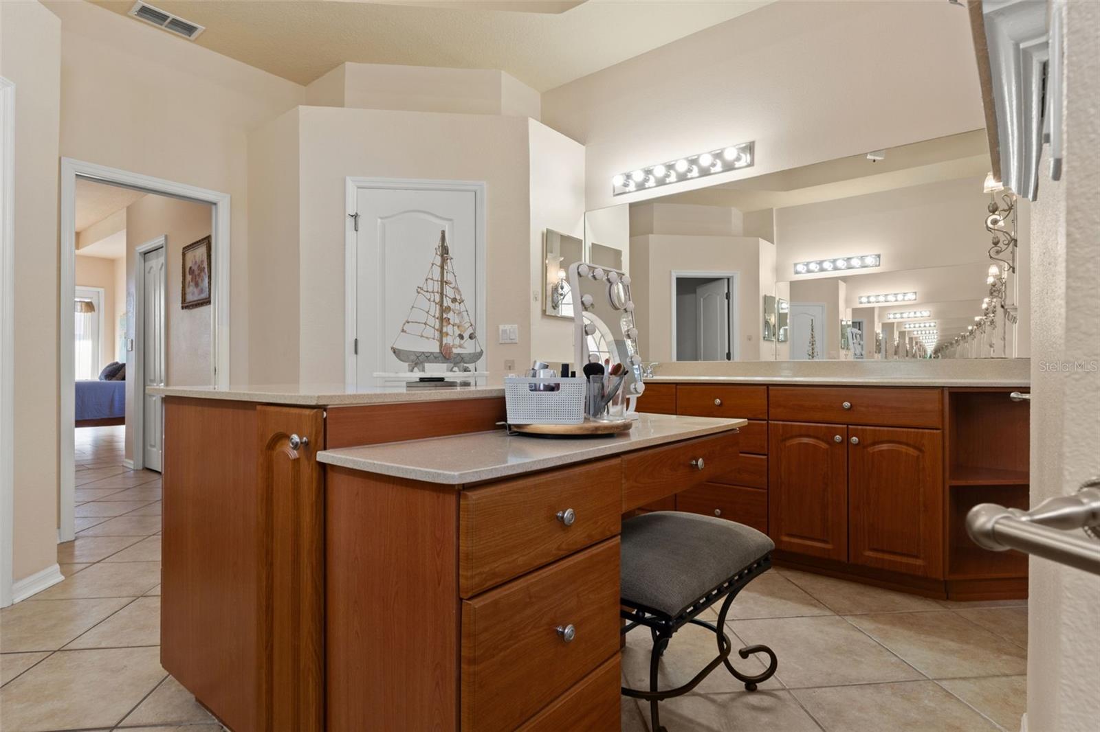 Image 25 of 40 For 10077 Hernando Ridge Road