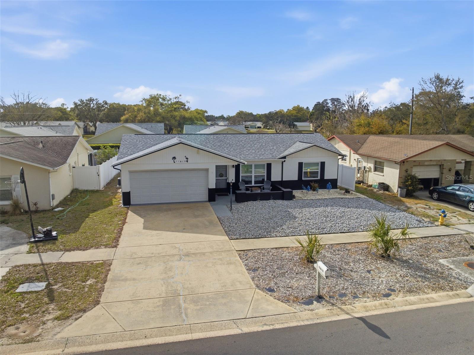 Image 27 of 41 For 11615 Nature Trail