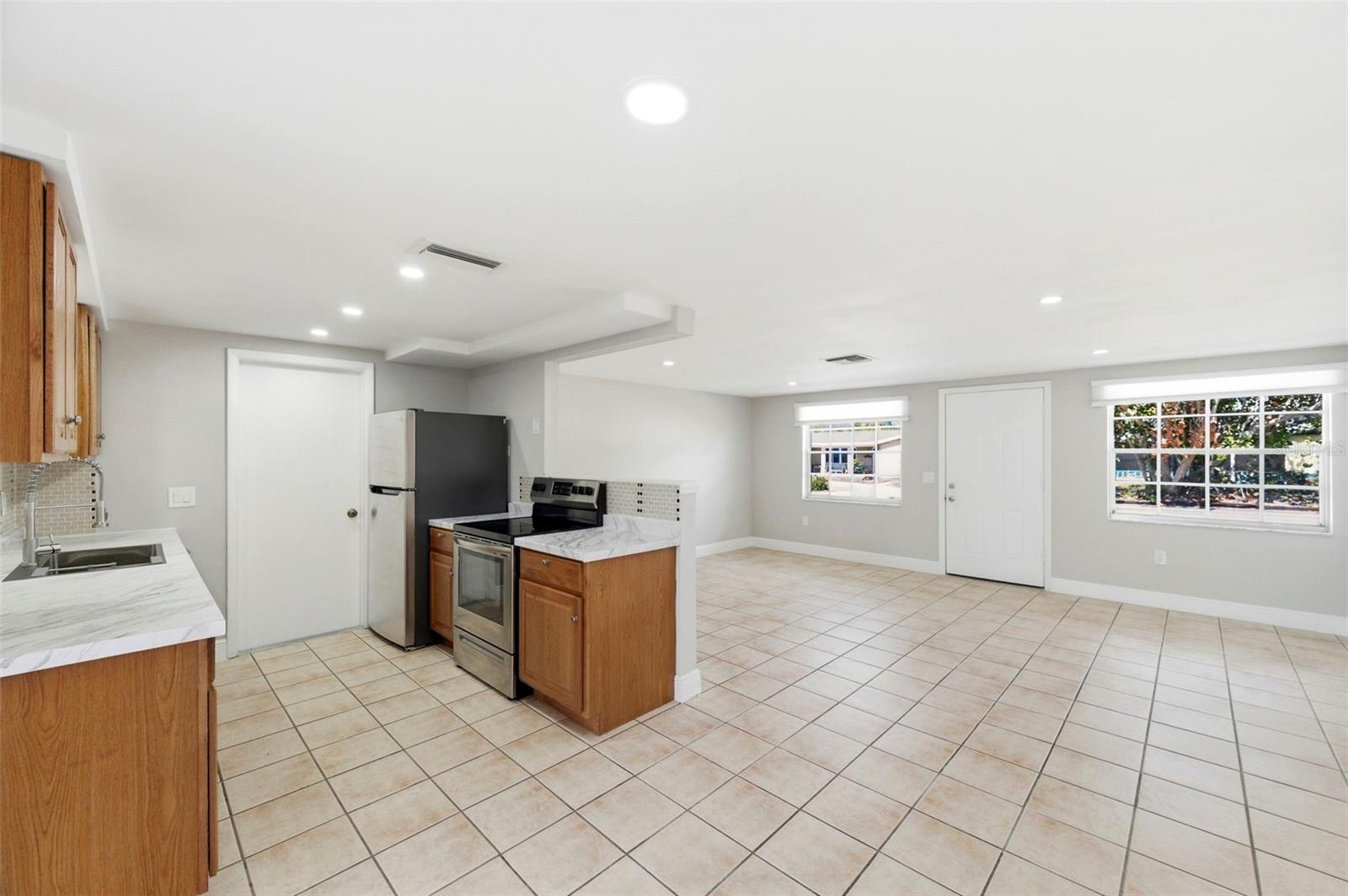 Image 14 of 42 For 5712 Otis Drive