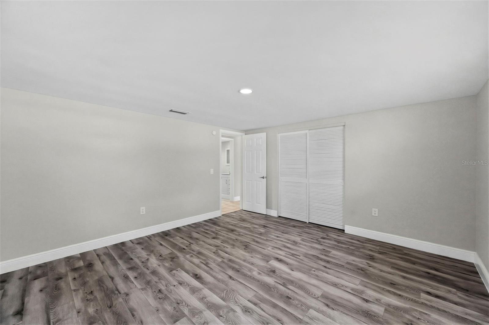 Image 22 of 42 For 5712 Otis Drive