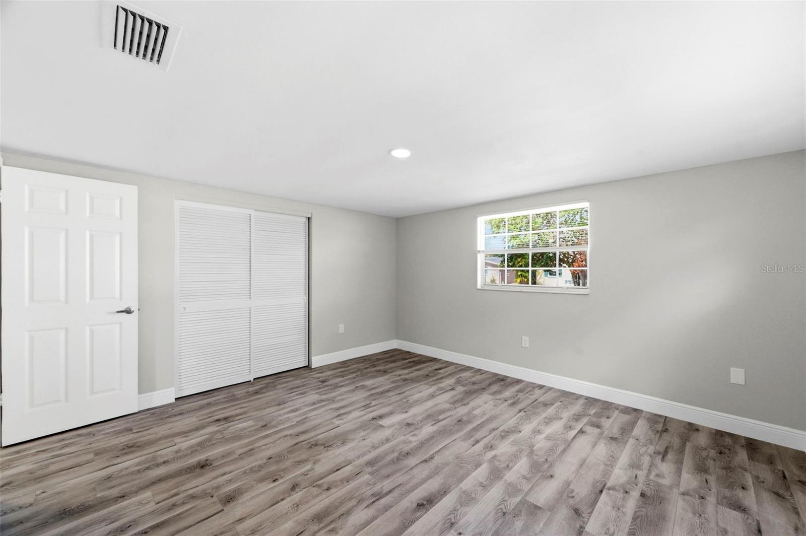 Image 24 of 42 For 5712 Otis Drive