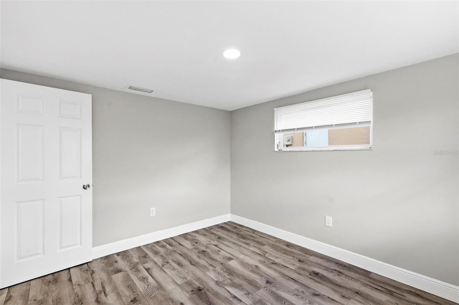 Image 28 of 42 For 5712 Otis Drive