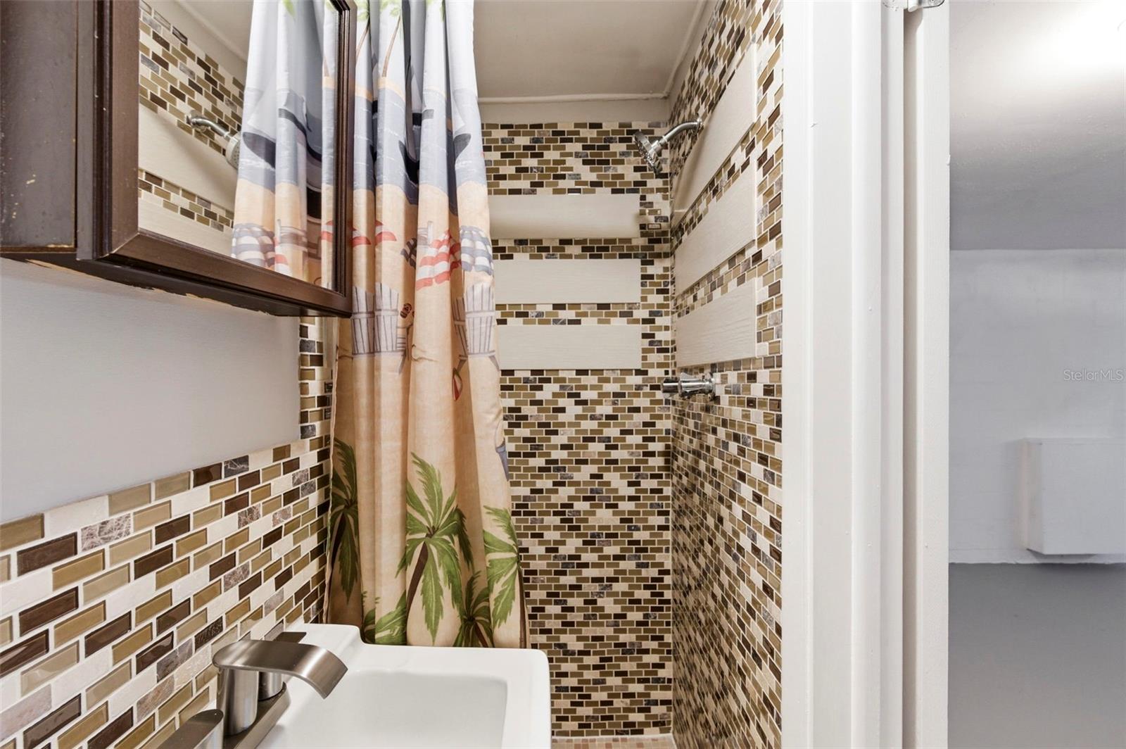 Image 34 of 42 For 5712 Otis Drive