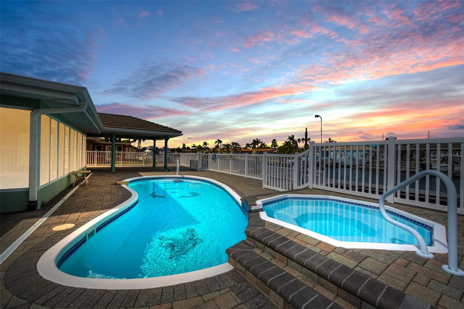 Image 2 of 99 For 3355 Seaway Drive