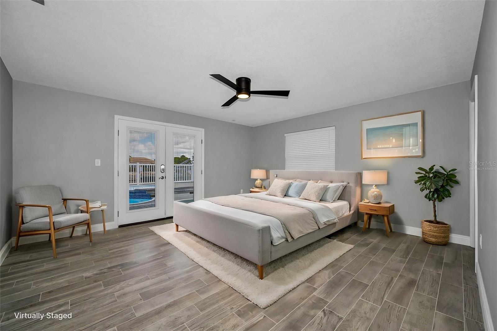 Image 24 of 99 For 3355 Seaway Drive