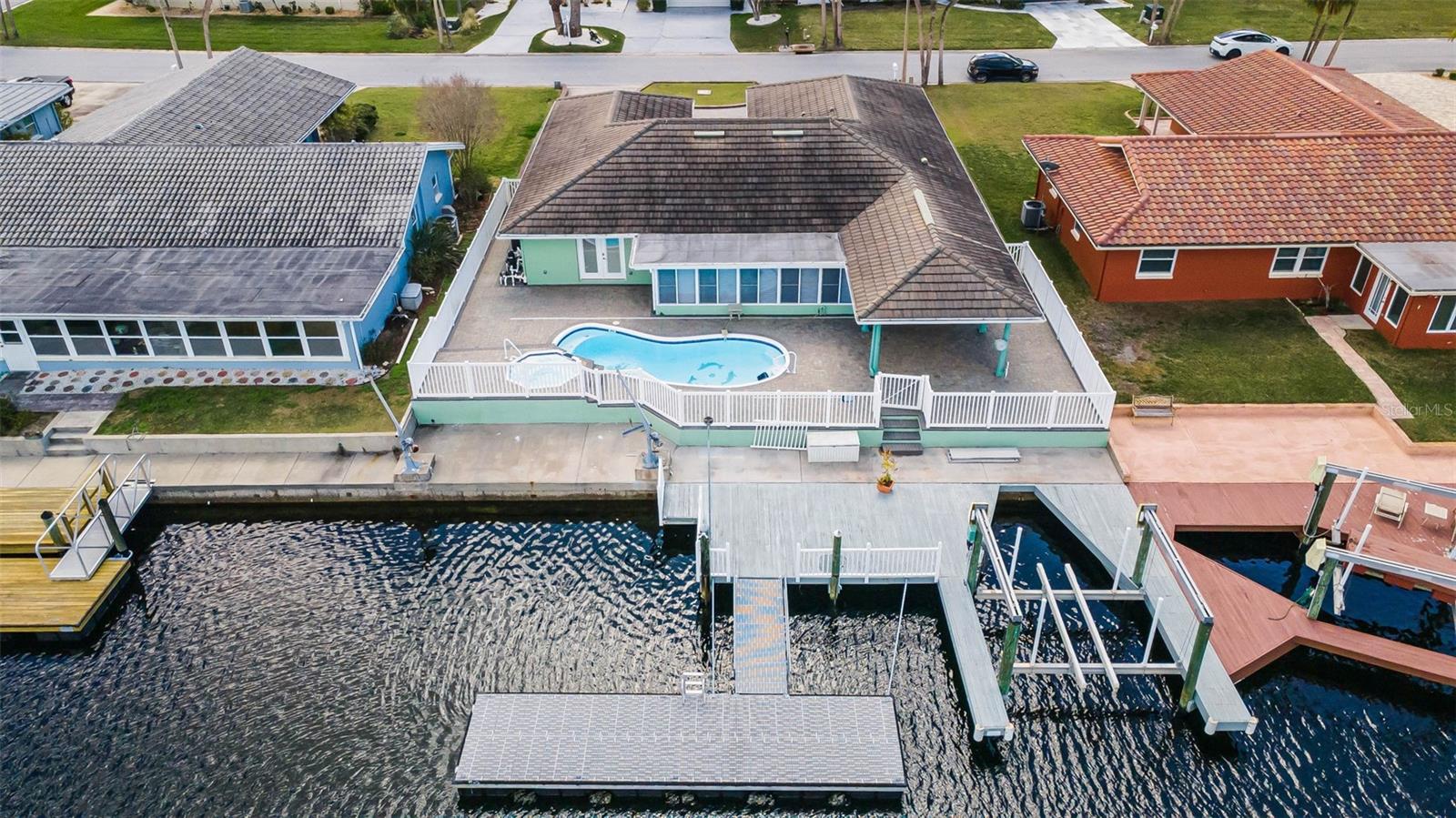 Image 57 of 99 For 3355 Seaway Drive