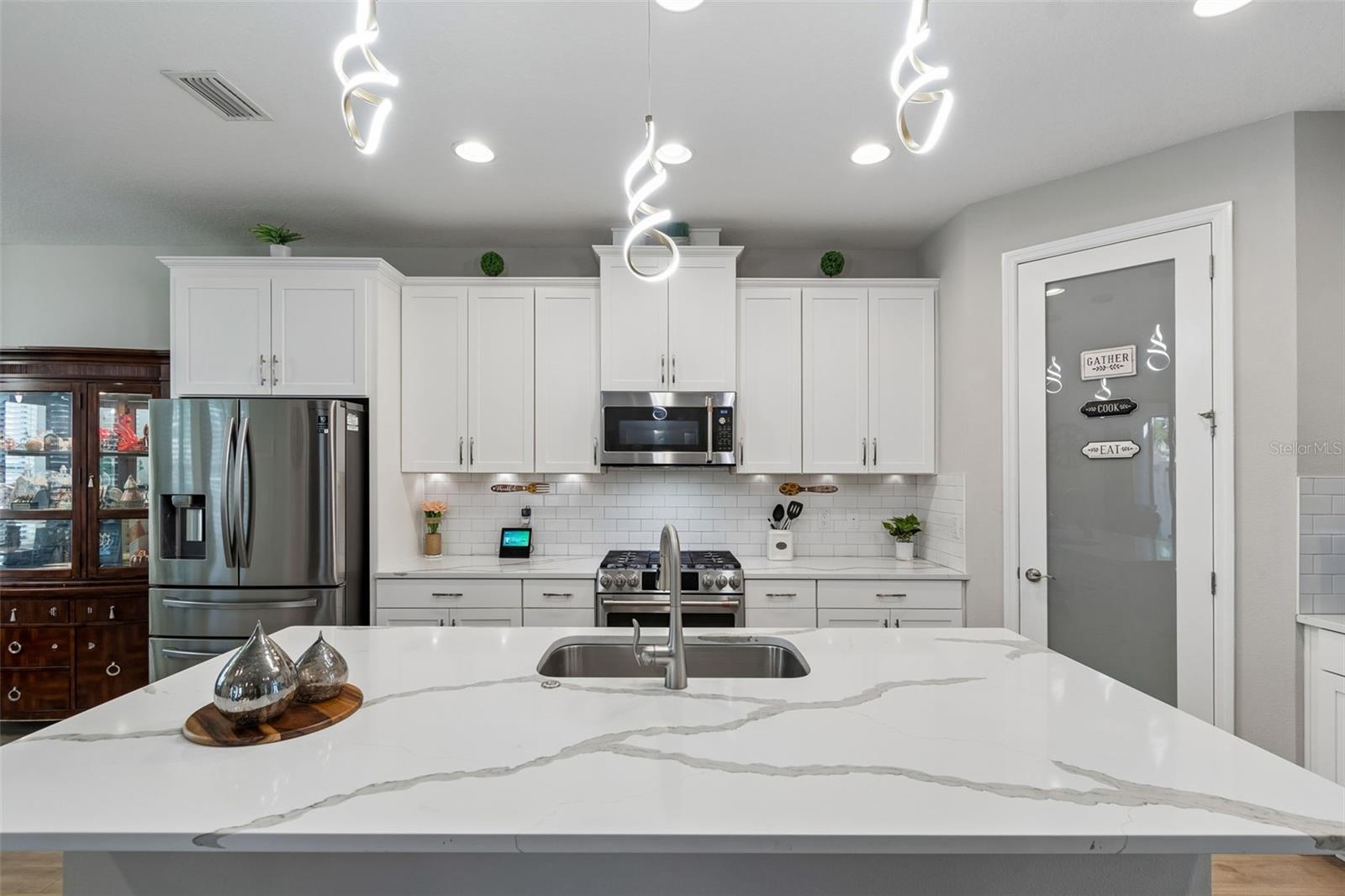 Image 10 of 45 For 4300 Burdick Loop