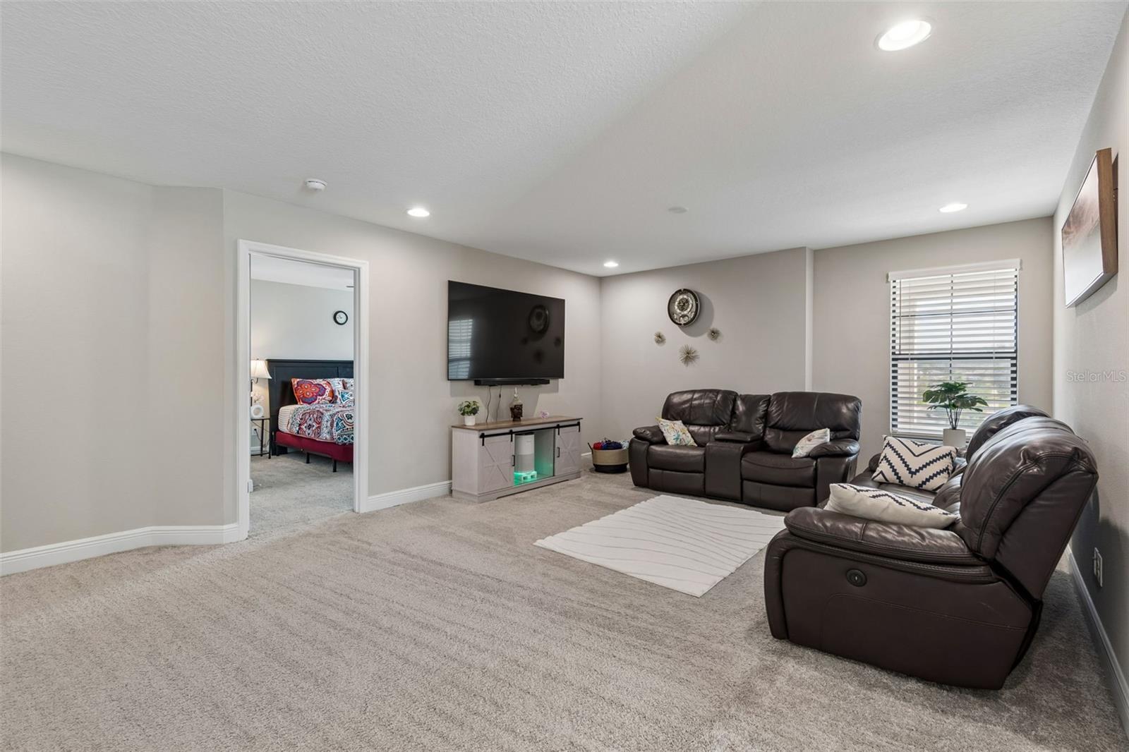 Image 16 of 45 For 4300 Burdick Loop