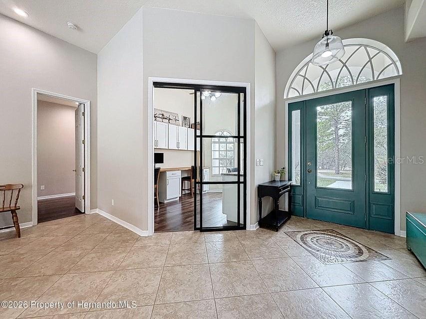 Listing photo id 8 for 12124 Squeeze Avenue