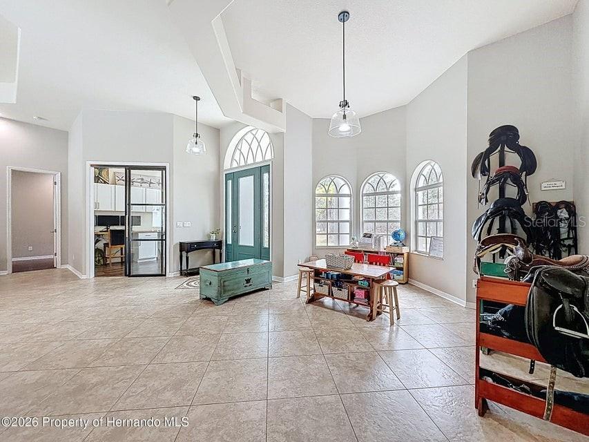 Listing photo id 13 for 12124 Squeeze Avenue